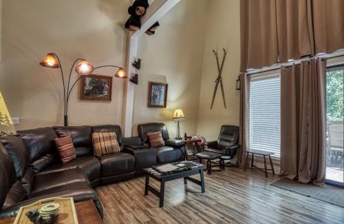 Chalet Village House | Bearadise - Sleeps 11 with a game room and resort amenities near Ober Gatlinburg