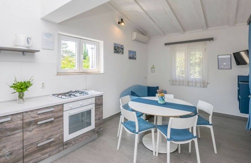 Privlaka Apartment | Beatiful Apartment Blue near Sandy Beach