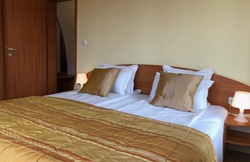 Chaika Hotel | Beatris Family House
