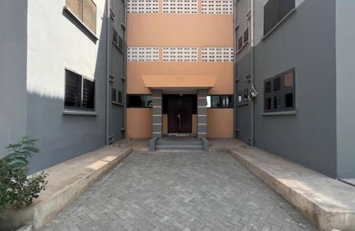 Tema Apartment | Beatrix Haven 1Bedroom City Skyline View