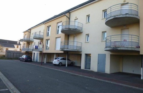 La Suze-sur-Sarthe Apartment | Beau Studio Meublé à La Suze. Idéal Étudiants et Déplacements Professionnels