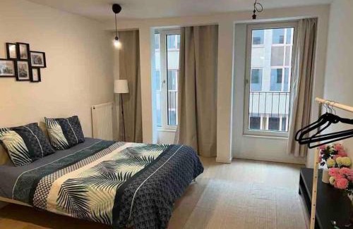 Upper Town Apartment | beau studio (parlement européen)