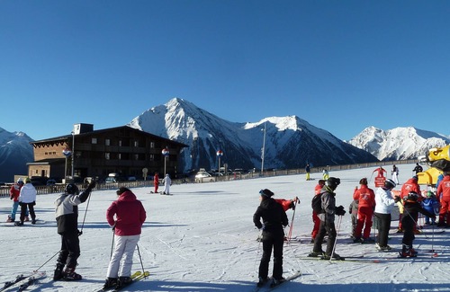 Saint-Lary-Soulan Apartment | Beau T2 Cabine, Prestige residence, Mountain view, Foot slopes, Swimming pool, Sauna .