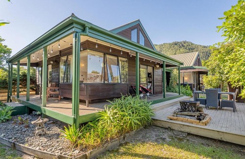 Pauanui House | Beaumont Beach Retreat - Pauanui Holiday Home