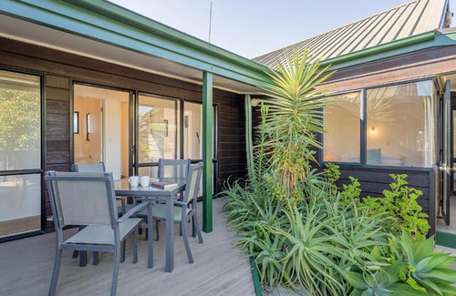 Pauanui House | Beaumont Beach Retreat - Pauanui Holiday Home