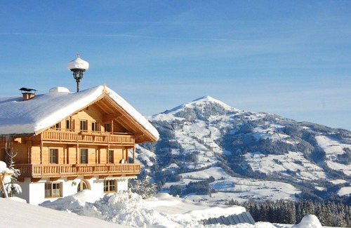 Hopfgarten im Brixental Villa | Beautiful villa for 6 people with WIFI, TV, balcony, pets allowed and panoramic view