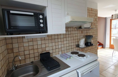 Saint-Jouan-des-Guerets Apartment | Beautiful apartment for 4 guests with WIFI, pool, TV and terrace