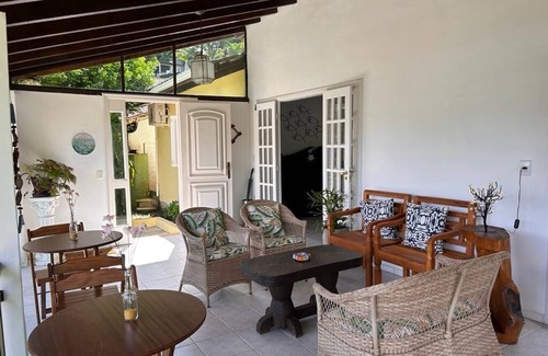 Marinas House | BEAUTIFUL HOUSE IN ANGRA WITH SEA VIEW