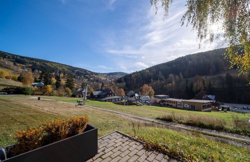 Velka Upa Apartment | Beautiful apartment for 4 guests with WIFI, TV, terrace, pets allowed and panoramic view