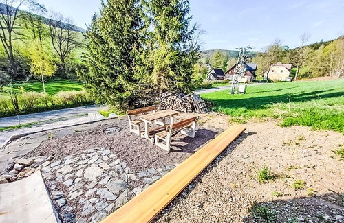 Horni Marsov Apartment | Beautiful apartment for 6 people with WIFI, TV, patio and panoramic view