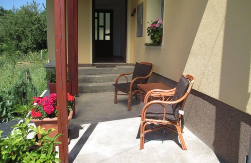 Police nad Metuji House | Beautiful private villa for 12 people with private pool, WIFI, terrace and pets allowed