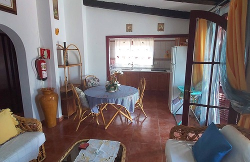 Los Llanos de Aridane House | Beautiful bungalow with pool in the area of Los Llanos de Aridane