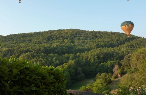 Castelnaud-la-Chapelle Apartment | Beautiful sunny apartment, below castle & overlooking valley