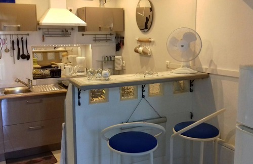 Santa-Maria-Figaniella Apartment | beautiful comfortable accommodation in traditional stone house