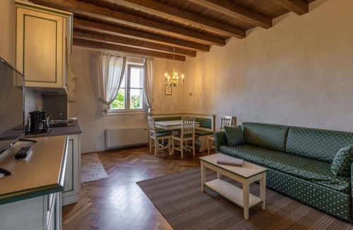 Strassoldo Apartment | Beautiful apartment for 6 people with WIFI, A/C and TV