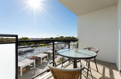 Ascot Apartment | Beautiful 1-bedroom apartment close to the River