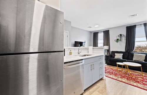 Everett Apartment | Beautiful 1BR Near Encore Boston 8337