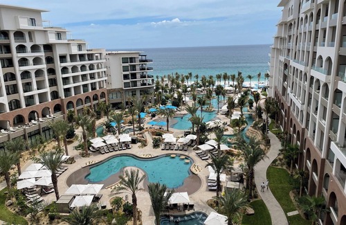 San Jose del Cabo Resort | Beautiful 2 Bedroom Ocean Villa With Swim-able Beach In Cabo At Villa Valencia