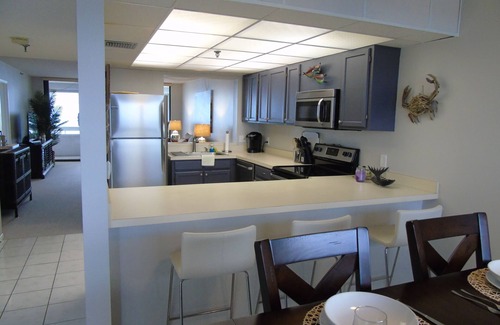 Redington Shores Condo | Beautiful 2/BD 2/BA Right on the Beach!