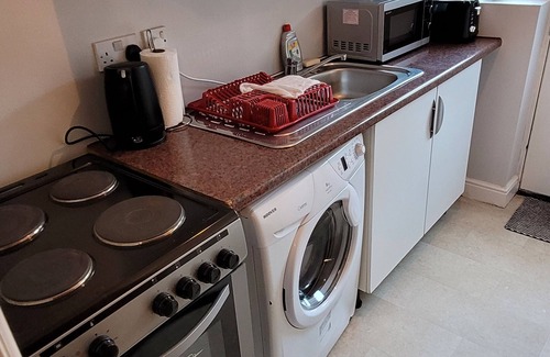 Belle Vue Apartment | Beautiful 2-bed Apartment in Manchester