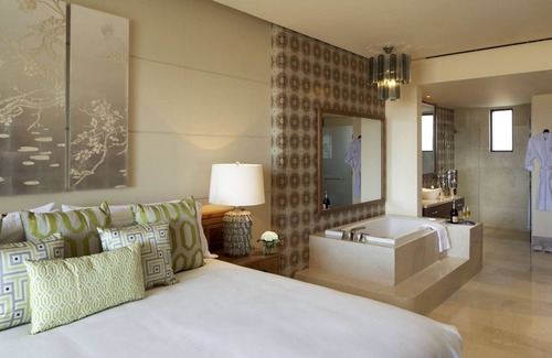 Los Cabos Resort | Beautiful 2 Bedroom Penthouse on private beach on the Pacific Ocean!