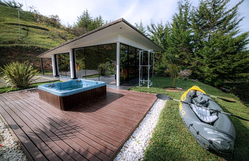 El Penol Cabin | Beautiful 2 Cabins near the water ,with amazing view