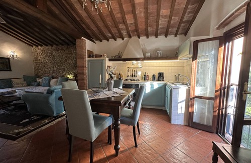 Gavorrano Apartment | Beautiful, 200 year old natural stone house with pool, 20 minutes to the sea