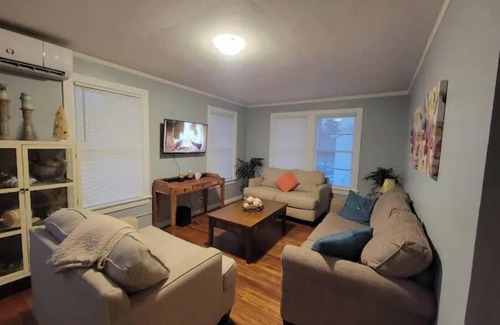 Del Mar Apartment | Beautiful 2bd Apartment near the Bay and Downtown