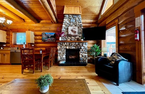 Golden Apartment | Beautiful 2BR Wooden Cabin