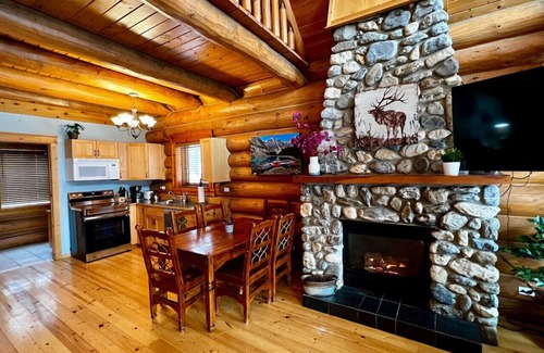 Golden Apartment | Beautiful 2BR Wooden Cabin