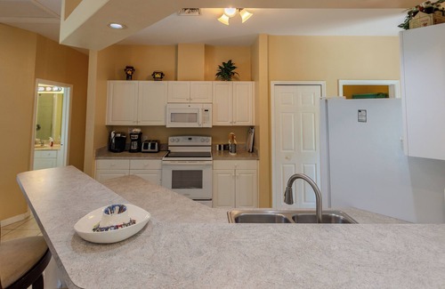 Joel House | Beautiful 3/2 Pool Home with Spa in quiet neighborhood!