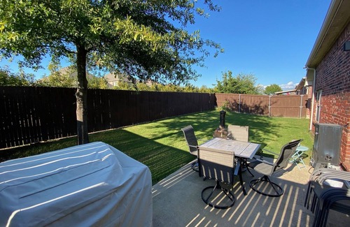 Coppell House | Beautiful 3 Bdrm House in Upscale Neighborhood