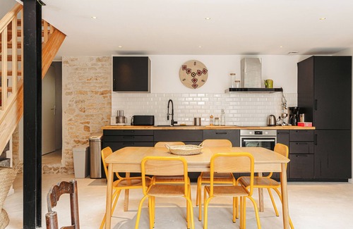 Dolus-d'Oleron Apartment | Beautiful 3-Bedroom Apartment – Private Terrace, Perfect for Families & Relaxing Stays