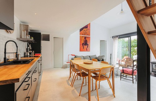 Dolus-d'Oleron Apartment | Beautiful 3-Bedroom Apartment – Private Terrace, Perfect for Families & Relaxing Stays