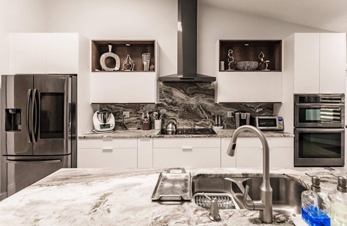 Nokomis House | Beautiful 4-bedroom House in Charming Location - Heated Pool - Near Beach