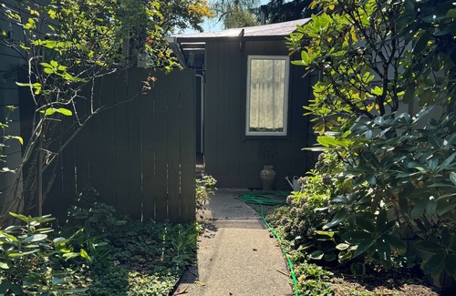 Redmond House | Beautiful 4-bedroom house in Redmond