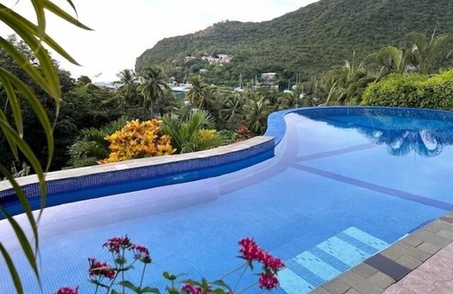 Marigot Bay Villa | Beautiful 5-Bedroom Villa Ashiana in Marigot Bay 5 Villa by RedAwning