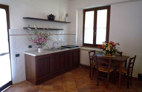 Magliano in Toscana Apartment | Beautiful apartment for 4 people with TV and pets allowed