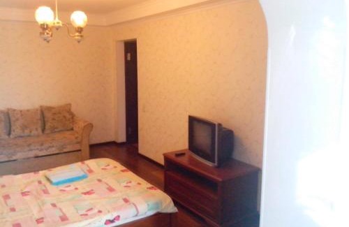 Dniprovs'kyi District Apartment | Beautiful and comfortable 2 rooms apartment