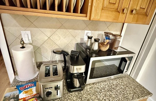 Bayonne Apartment | Beautiful and cozy department. First floor with parking. Pet friendly.