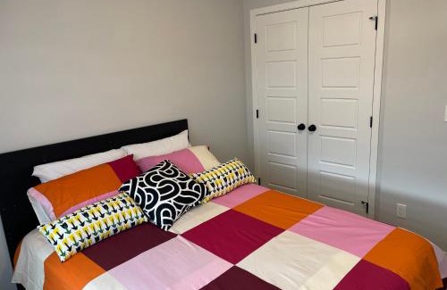Calgary House | Beautiful and cozy room