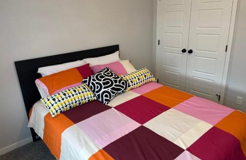 Calgary House | Beautiful and cozy room