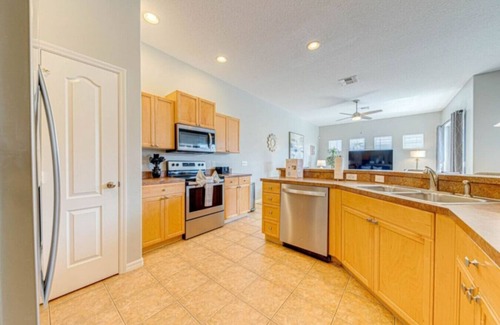 Tuscan Hills Apartment | Beautiful And Peaceful 5 B/Room Home Private Pool