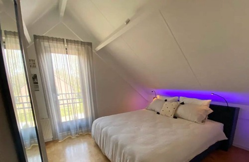 Ewijk House | Beautiful and Peaceful Villa Lakehouse | Danny Danau