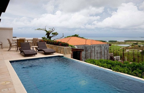 Pristine Bay Villa | Beautiful and Serene 3 bedroom 2 bath Private Pool and Patio Villa.