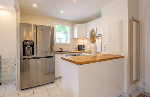 La Rouviere Apartment | Beautiful apartment for 8 guests with A/C, pool, WIFI, TV and patio