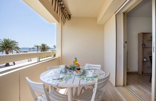 Nice Apartment | Beautiful apartment for 4 people with WIFI, TV, terrace and pets allowed