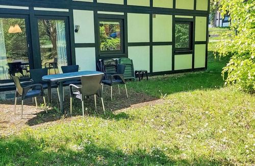 Feriendorf Frankenau House | Beautiful apartment in villa for 8 guests with WIFI, TV, terrace and pets allowed