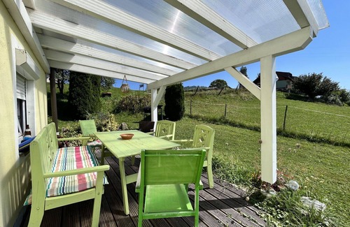 Rupertiberg Apartment | Beautiful apartment for 8 people with WIFI, pool, TV, patio and pets allowed