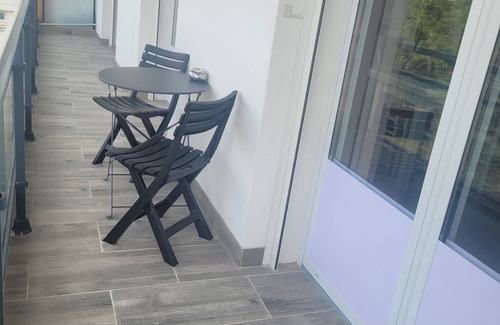 Chatellerault Apartment | Beautiful apartment near Futuroscope Châtellerault